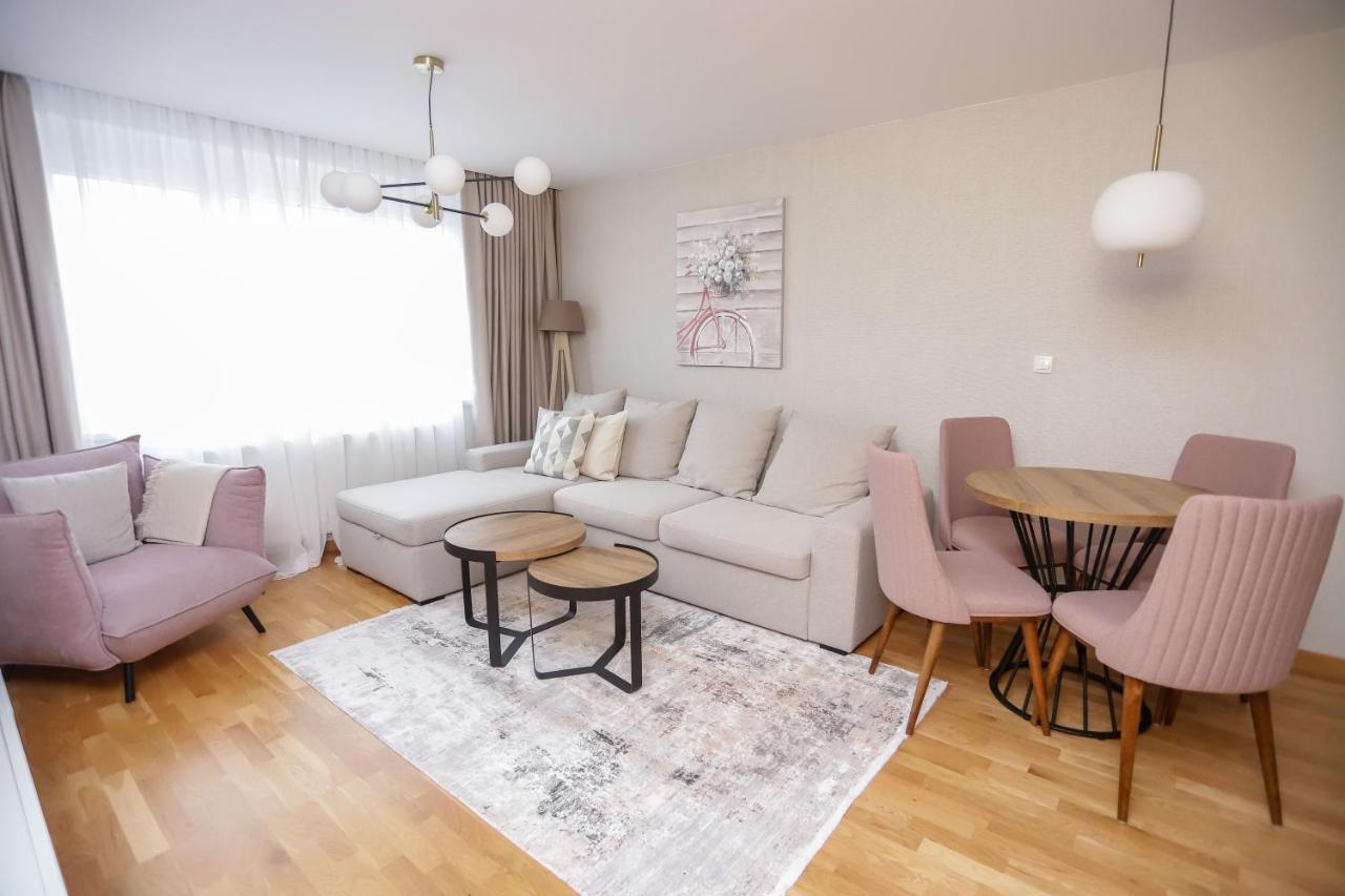 Bulevar Apartma Pale